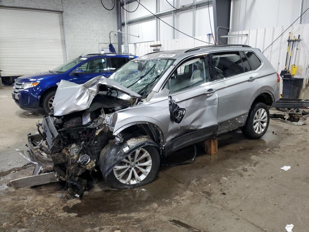 VOLKSWAGEN TIGUAN SE