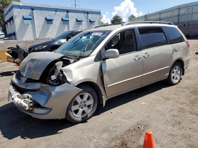 TOYOTA SIENNA XLE