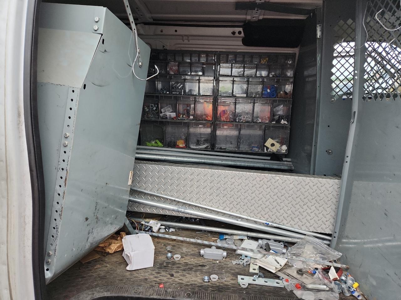 FORD ECONOLINE E150 VAN