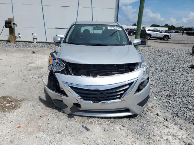 2019 NISSAN VERSA SV 3N1CN7AP7KL806610