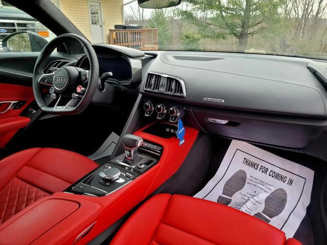 2021 AUDI R8 WUAKBAFX4M7901384