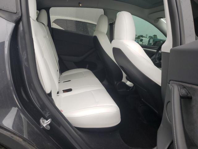 2024 TESLA MODEL Y 7SAYGDEE1RA226296