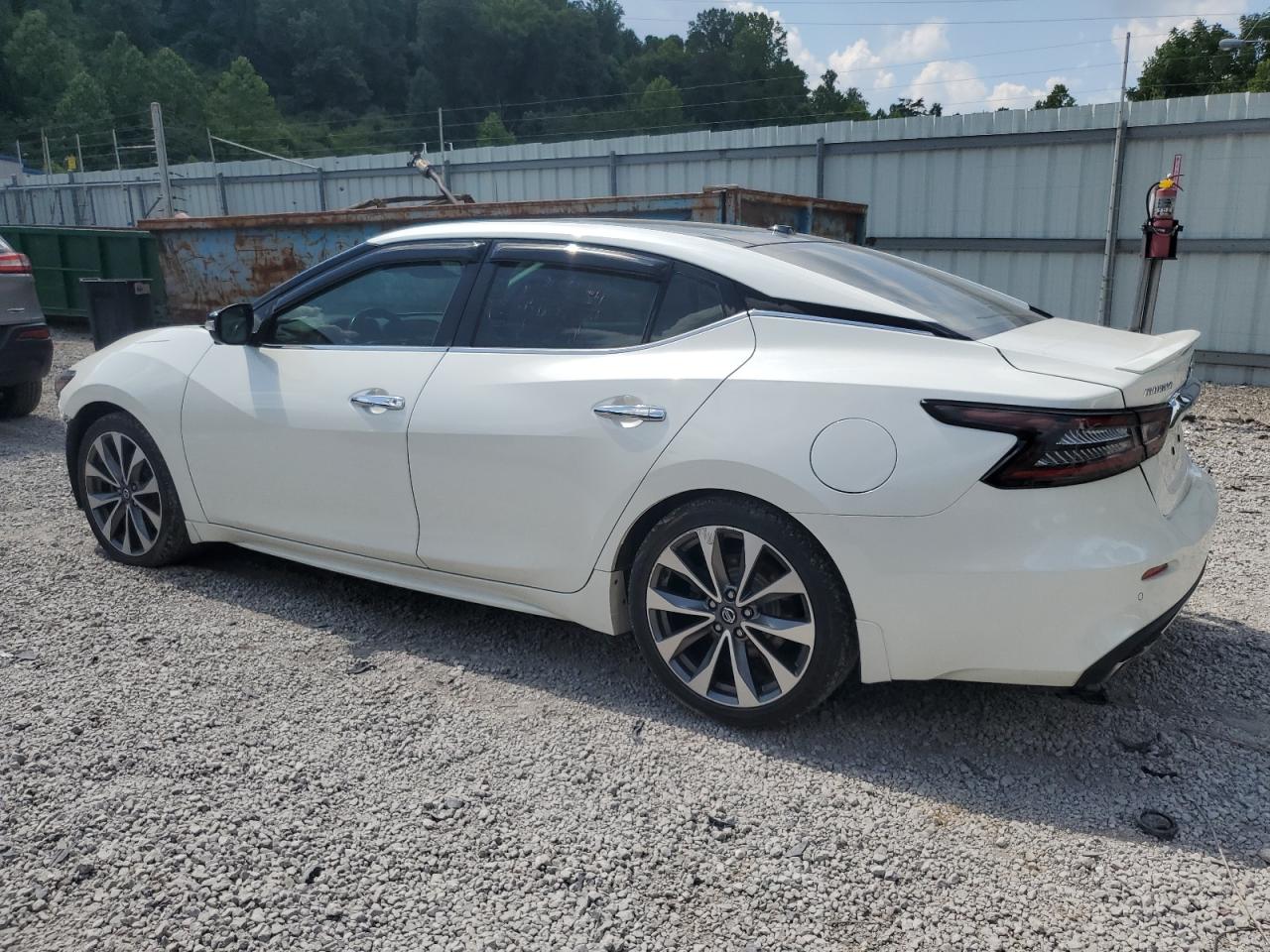 NISSAN MAXIMA PLATINUM