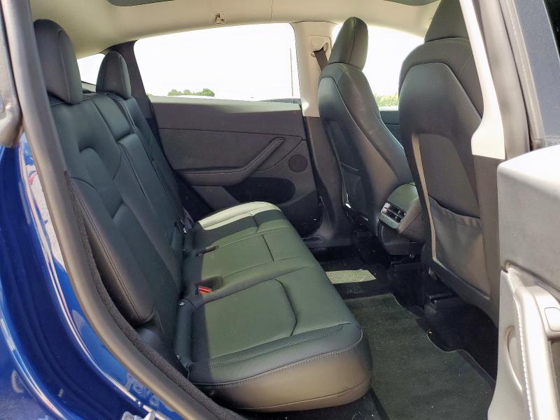 2024 TESLA MODEL Y 7SAYGDEEXRA279773