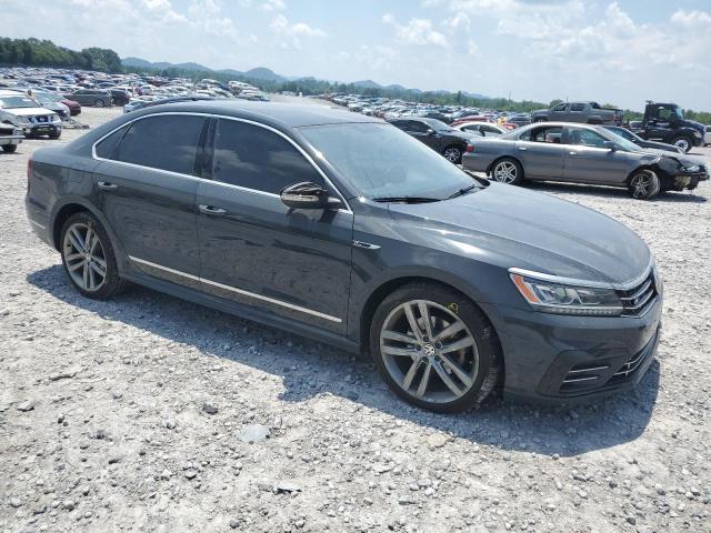 2017 VOLKSWAGEN PASSAT R-L 1VWDT7A34HC076029