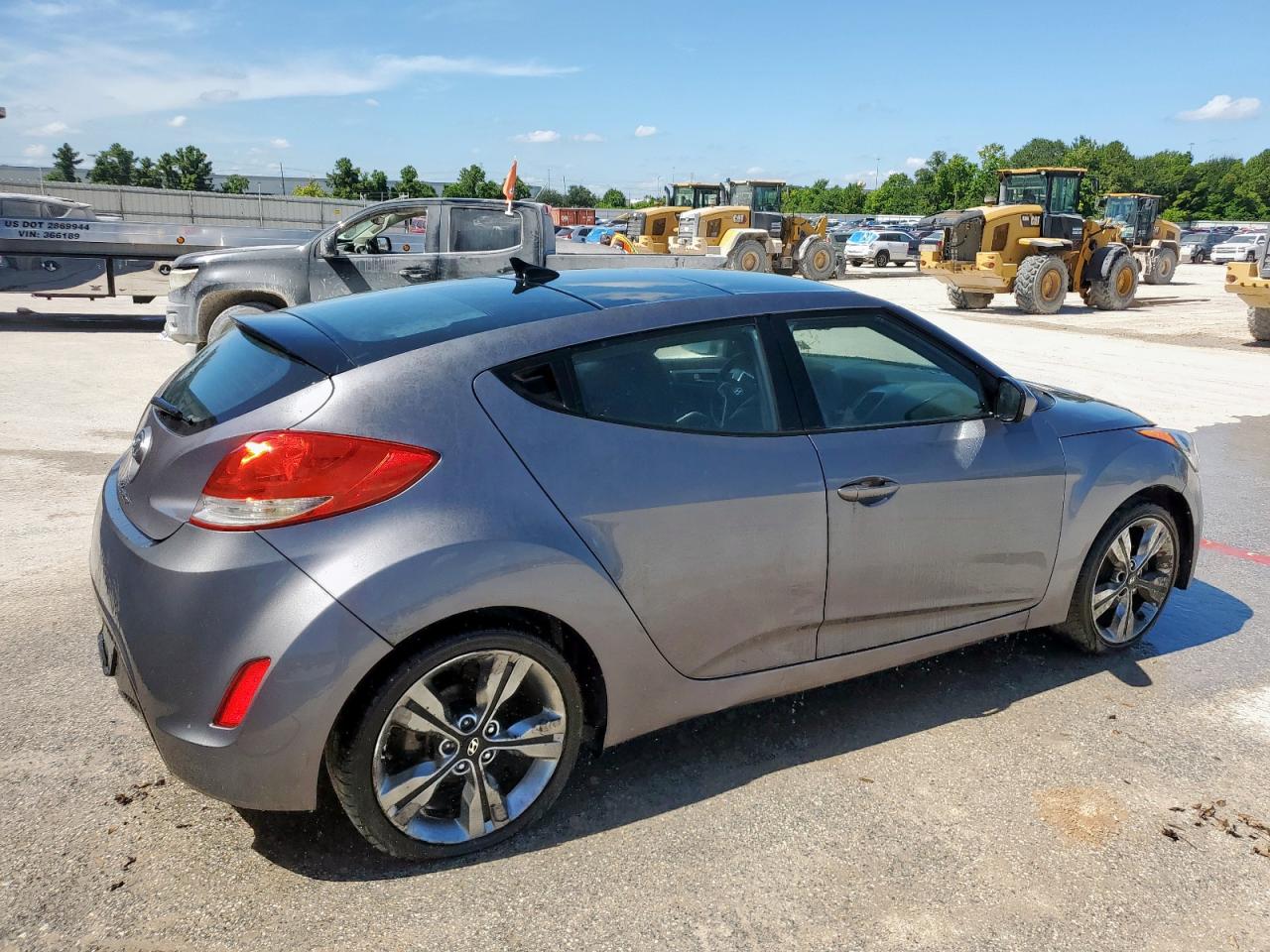 HYUNDAI VELOSTER