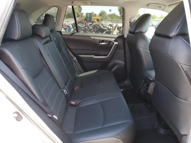 2024 TOYOTA RAV4 XLE P 2T3C1RFV8RC263882