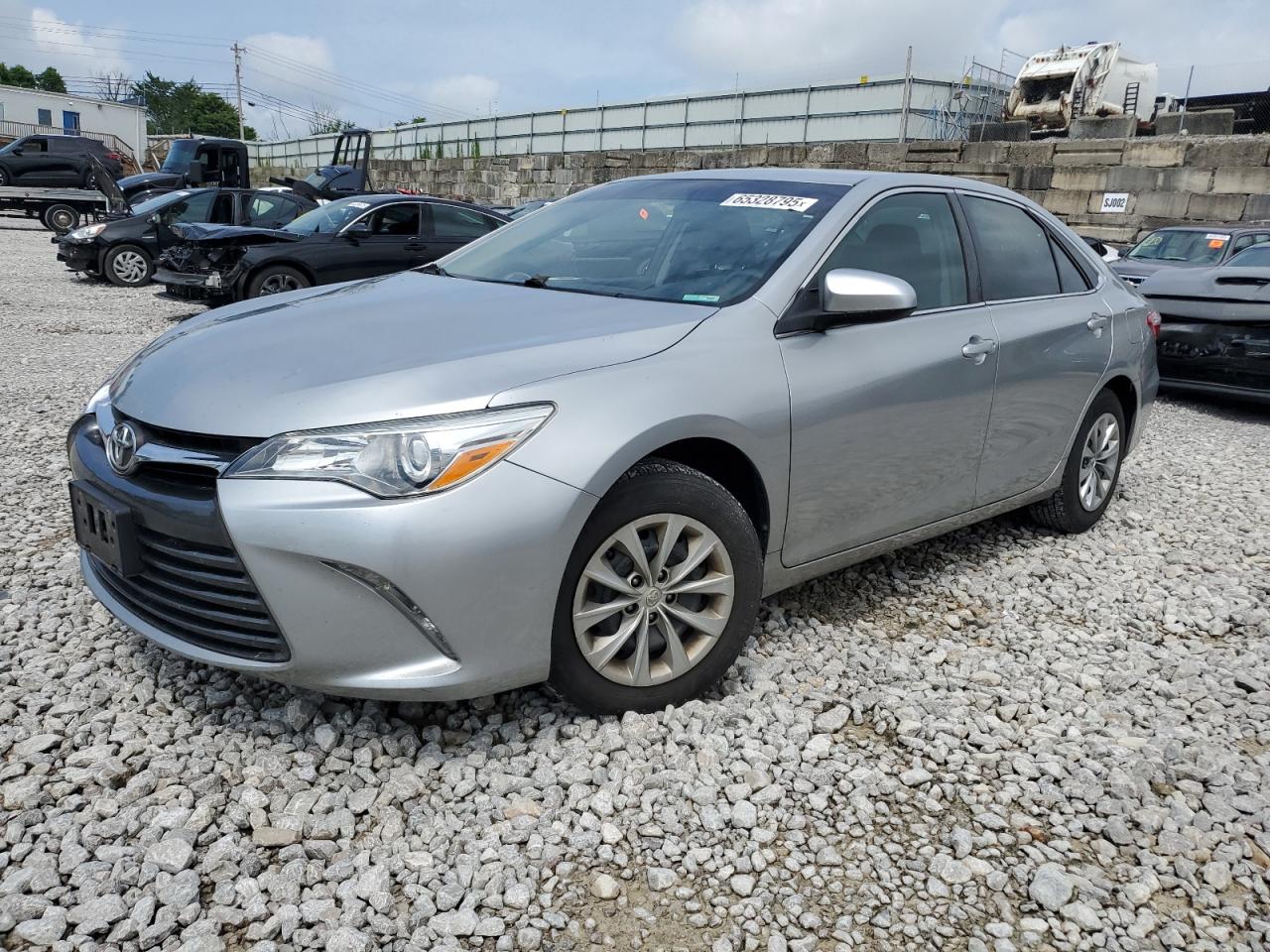 TOYOTA CAMRY LE