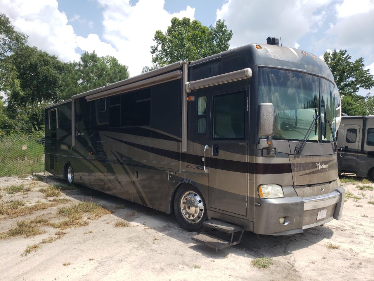 Lot #3291220978 2005 ITASCO HORIZON