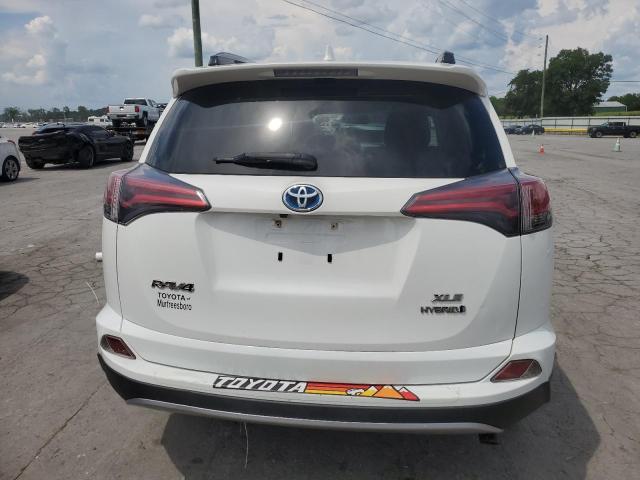 2018 TOYOTA RAV4 HV LE JTMRJREV4JD190067