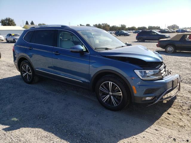 2018 VOLKSWAGEN TIGUAN SE - 3VV3B7AX0JM050389