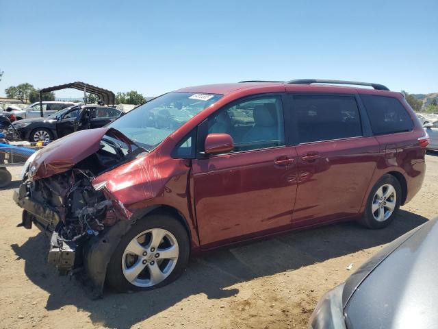 TOYOTA SIENNA LE