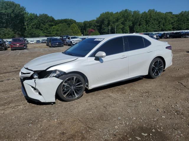 TOYOTA CAMRY XSE