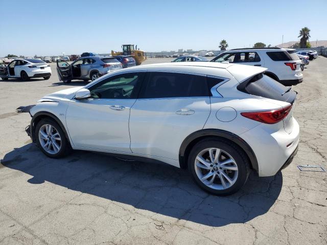 2017 INFINITI QX30 BASE SJKCH5CP6HA039576