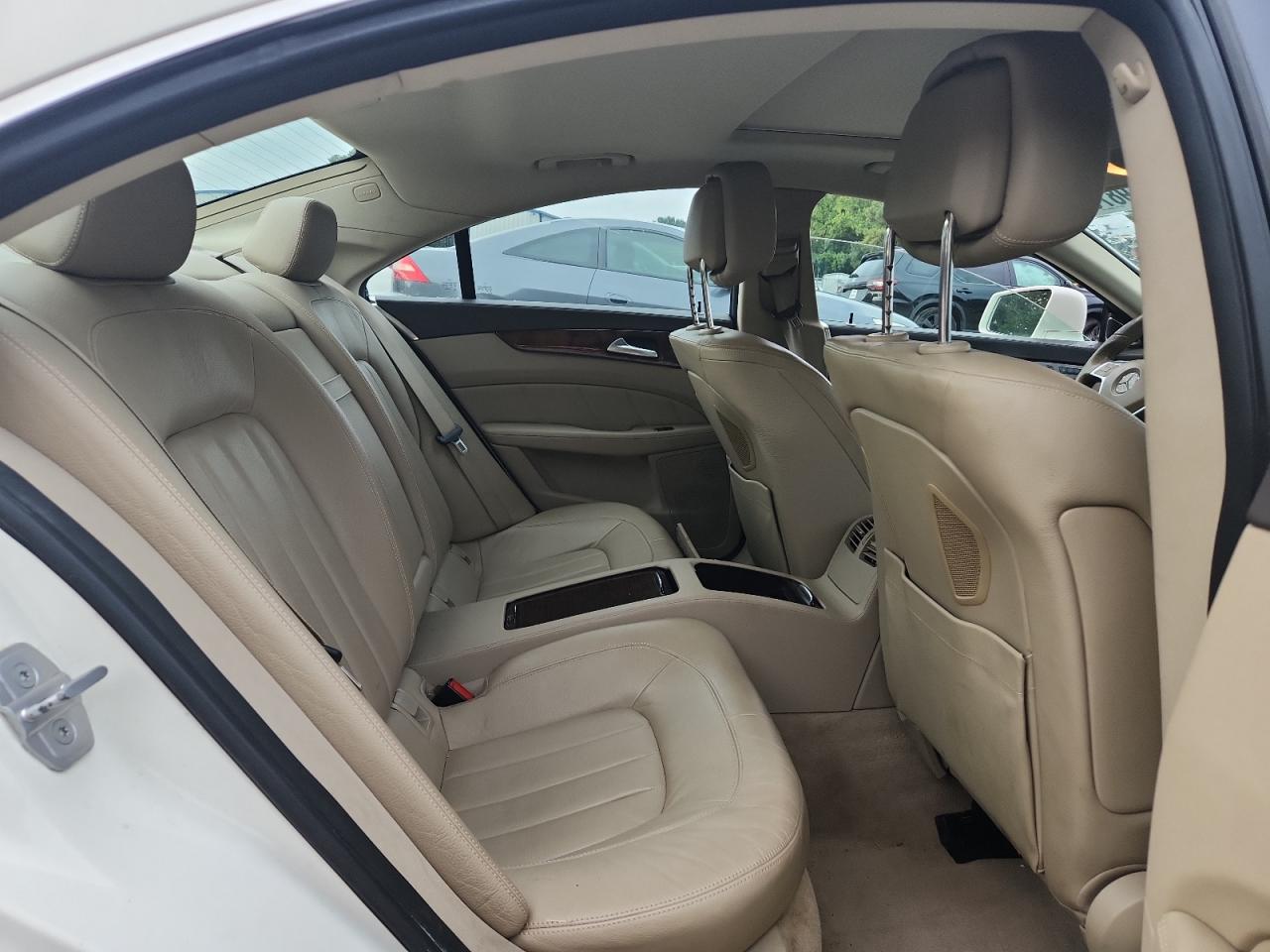 MERCEDES-BENZ CLS-CLASS 550 4MATIC