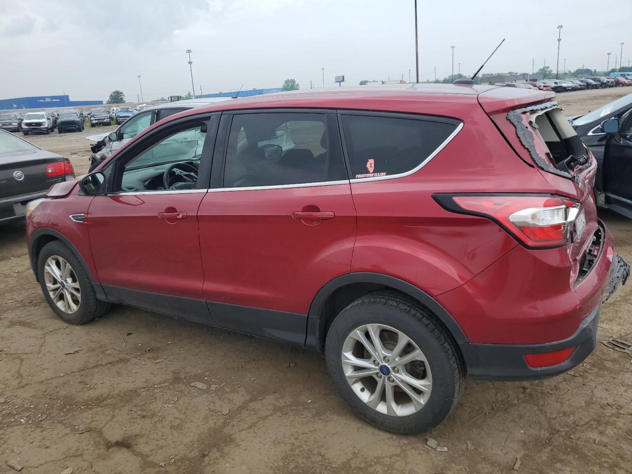 FORD ESCAPE SE