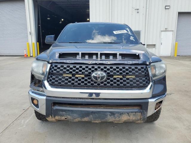 2018 TOYOTA TUNDRA CREWMAX SR5 5TFDW5F15JX696604