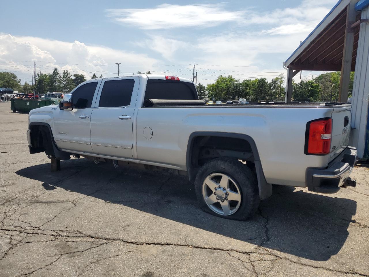 GMC SIERRA K2500 SLT