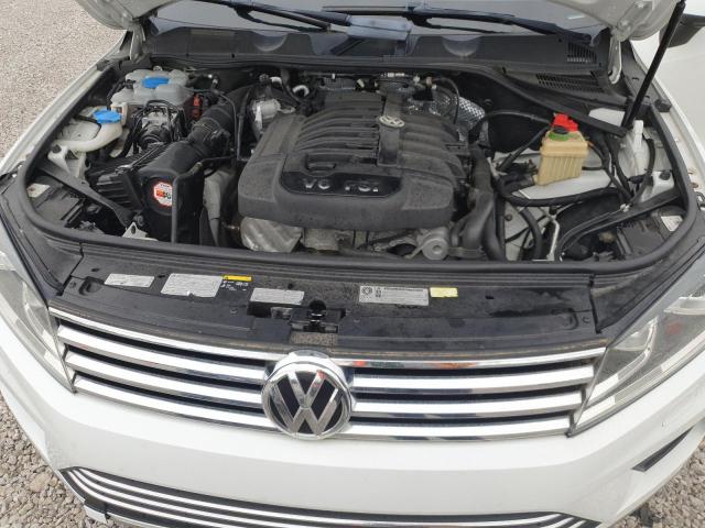 2016 VOLKSWAGEN TOUAREG SP WVGEF9BP8GD010583