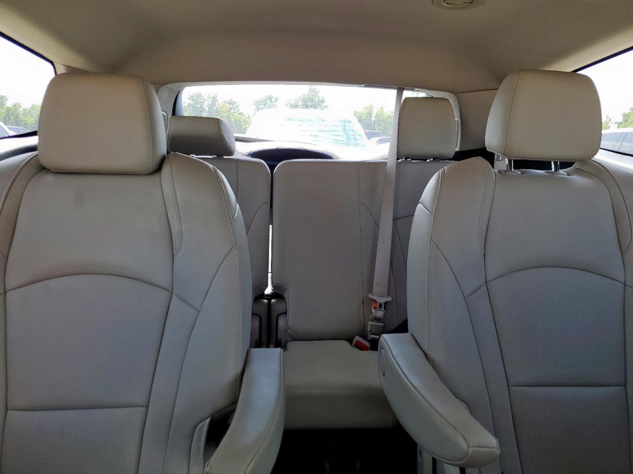 BUICK ENCLAVE ESSENCE