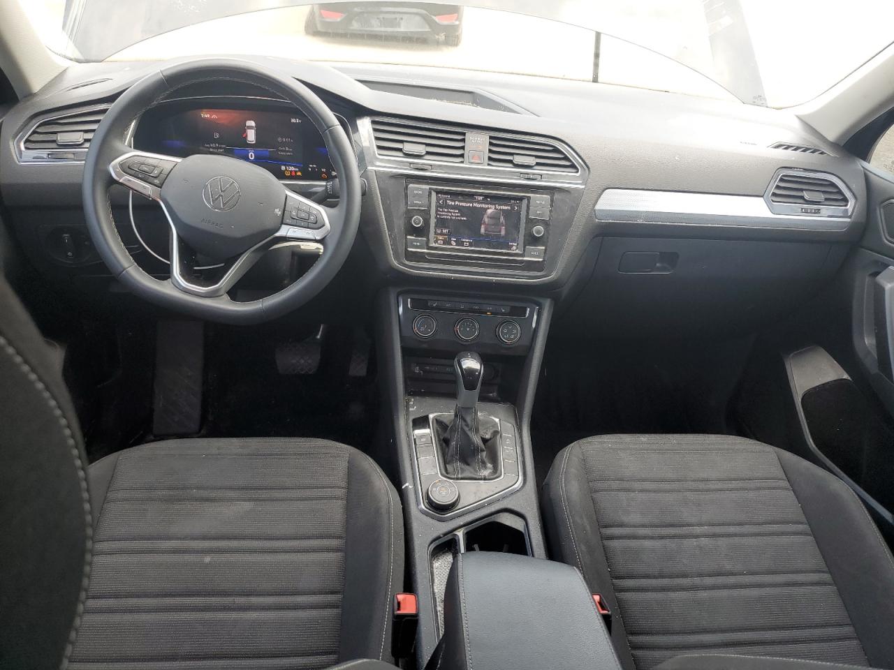 Volkswagen Tiguan s 2023