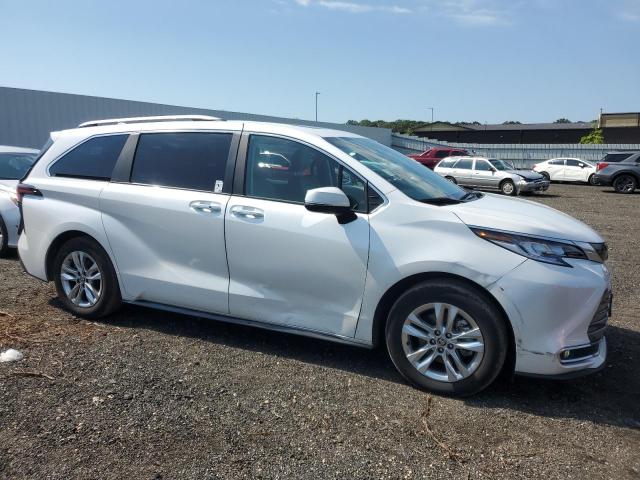 2024 TOYOTA SIENNA LIM 5TDZSKFC1RS151163
