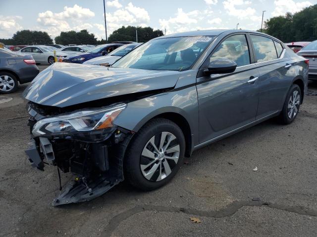 NISSAN ALTIMA S
