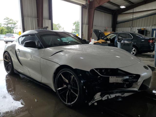 2021 TOYOTA SUPRA BASE WZ1DB0C04MW035670