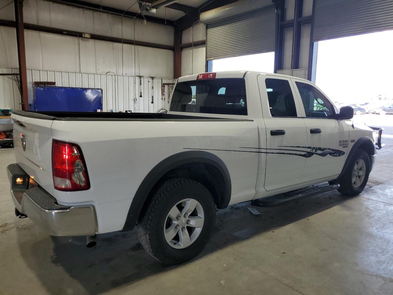 RAM 1500 TRADESMAN
