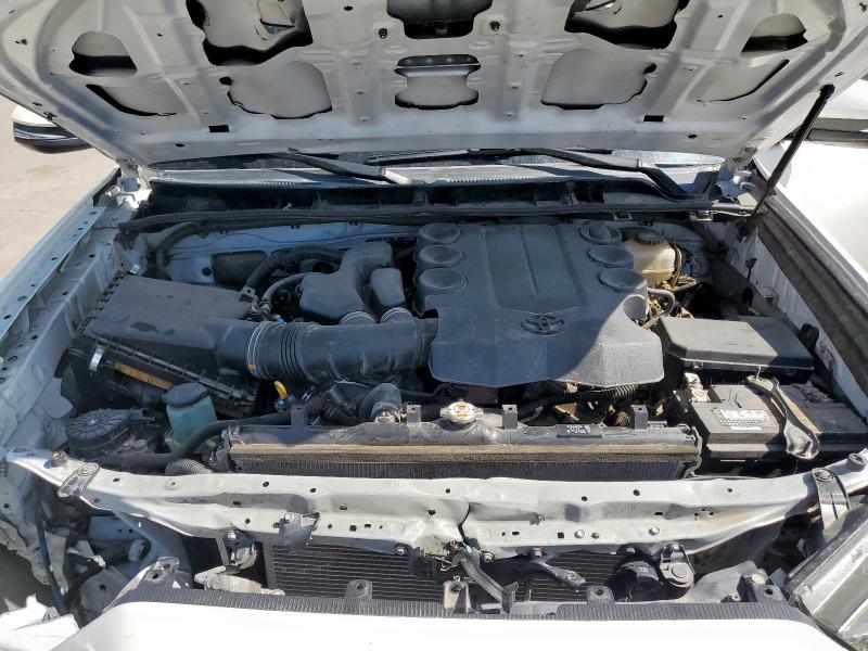 2019 TOYOTA 4RUNNER SR - JTEBU5JR4K5659014