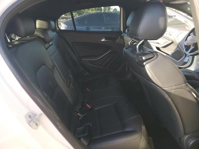 2016 MERCEDES-BENZ GLA 250 WDCTG4GB9GJ198034