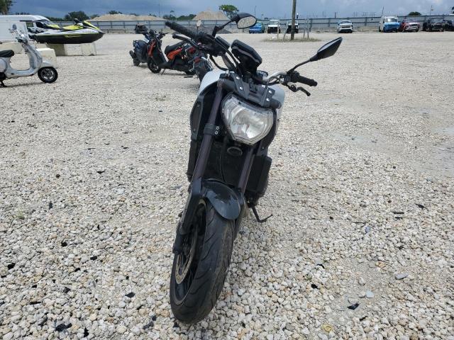 2016 YAMAHA FZ09 JYARN33E7GA010090