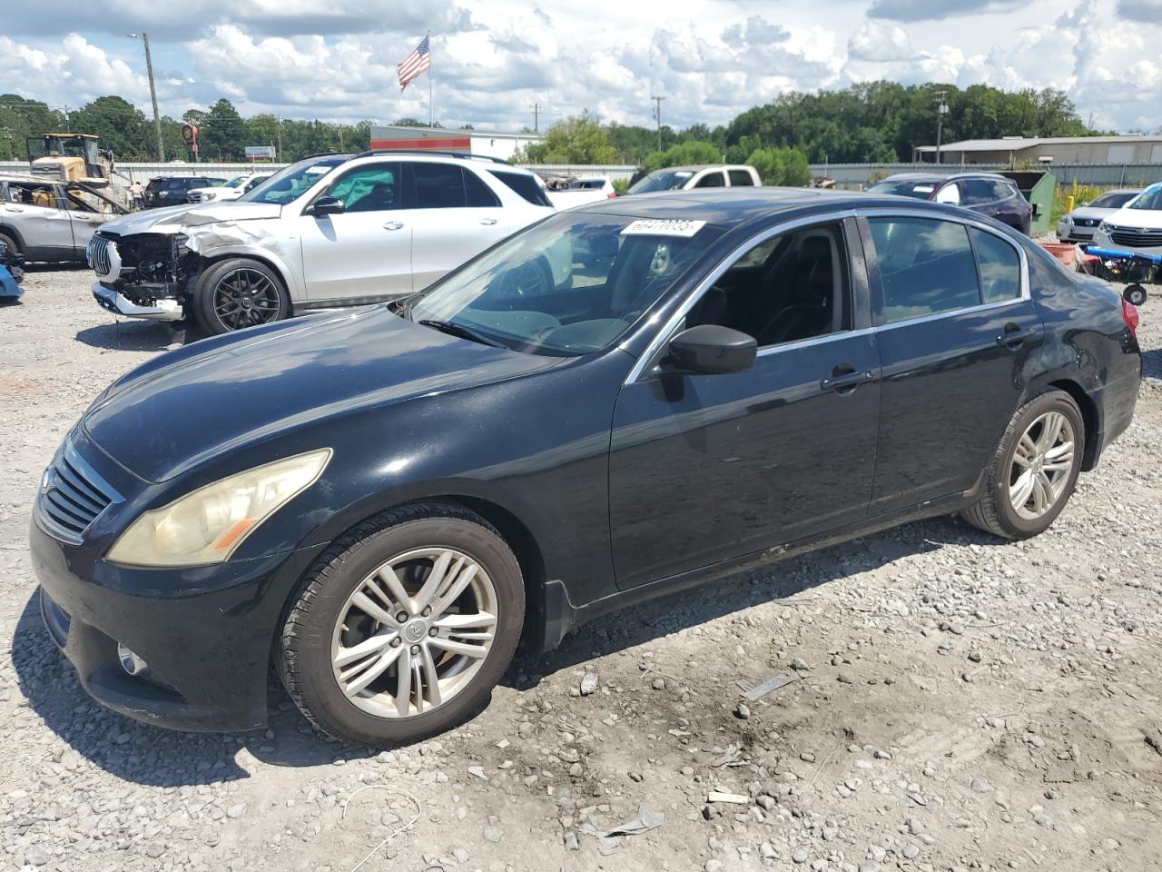 INFINITI G25 BASE