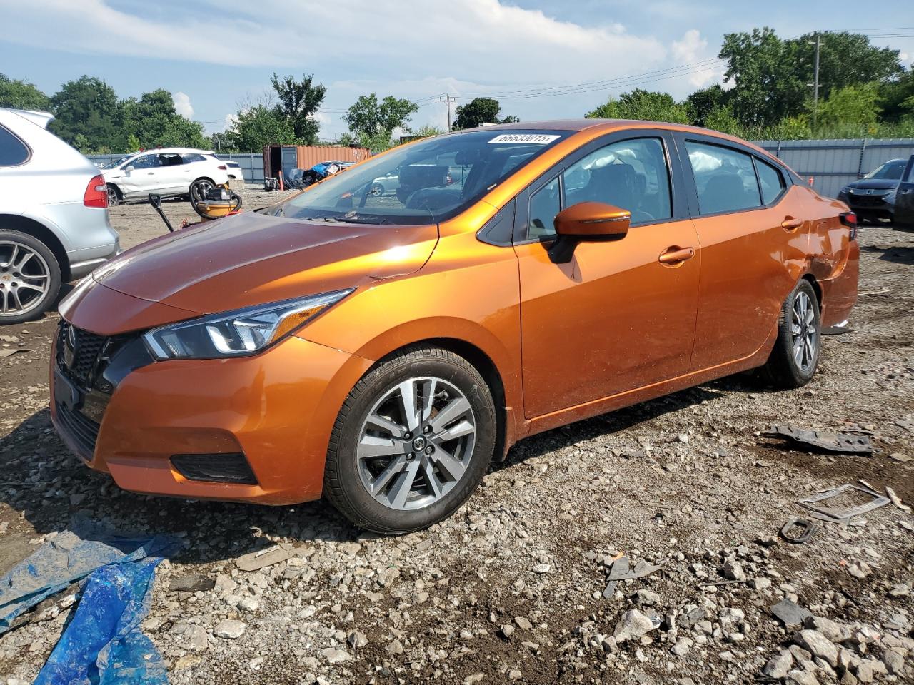 NISSAN VERSA SV