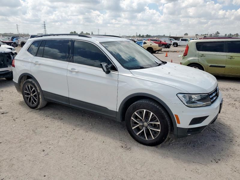 2019 VOLKSWAGEN TIGUAN SE - 3VV3B7AX4KM184002