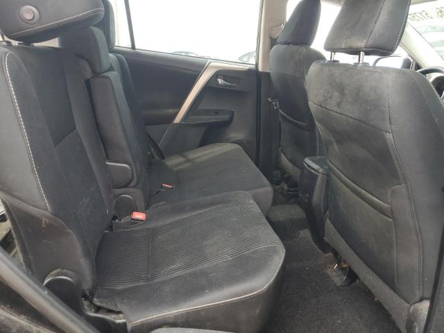 2015 TOYOTA RAV4 XLE 2T3WFREV2FW215739