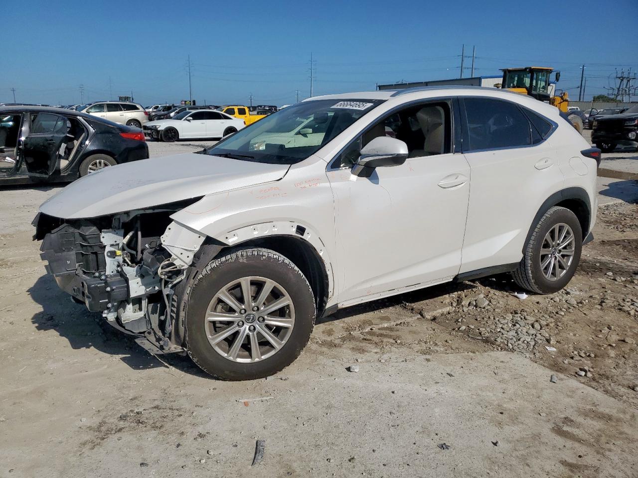 LEXUS NX 300 BASE