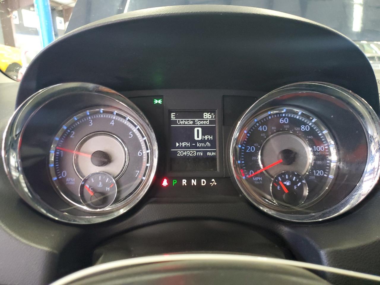 CHRYSLER TOWN & COUNTRY TOURING