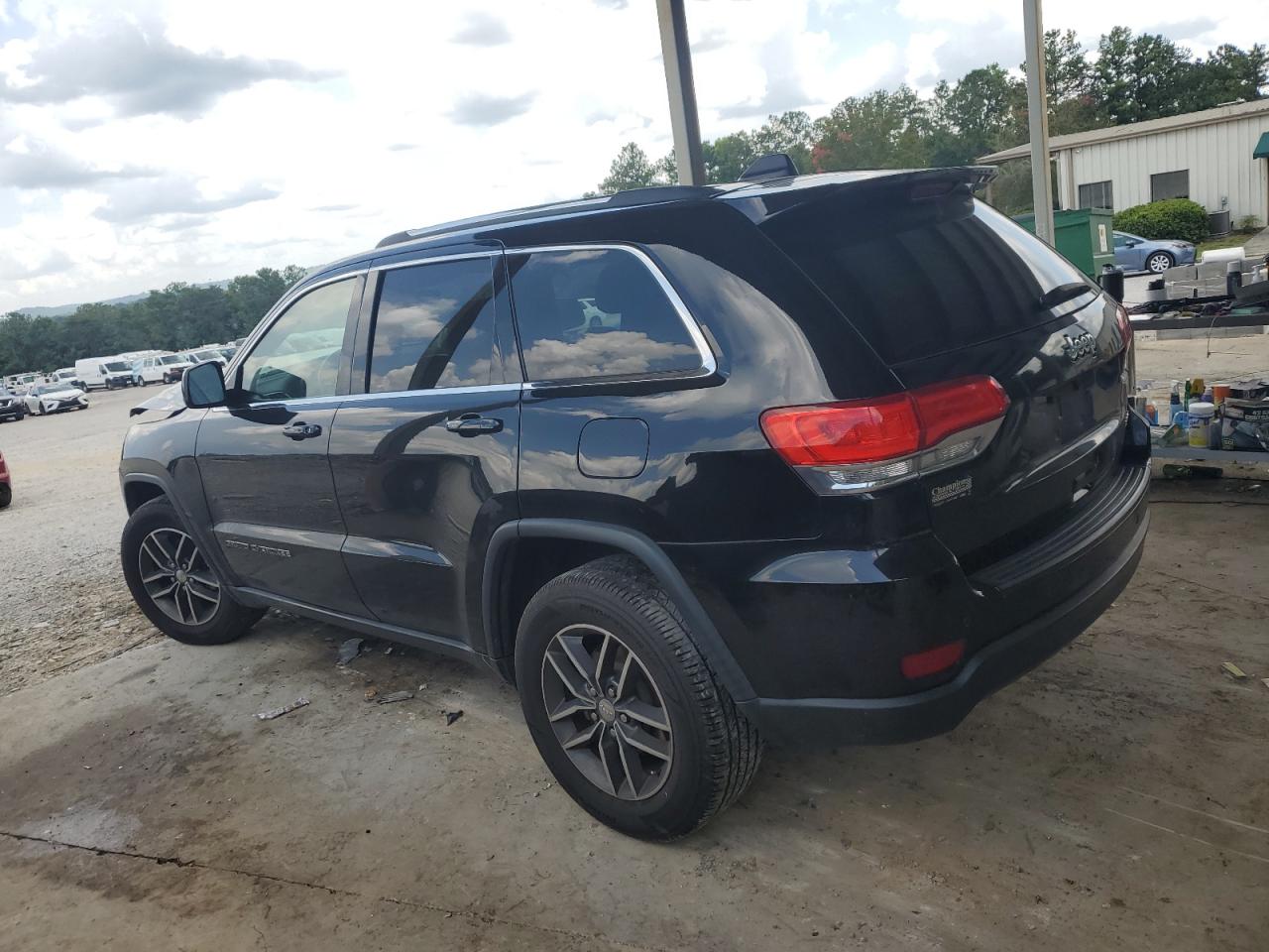 JEEP GRAND CHEROKEE LAREDO
