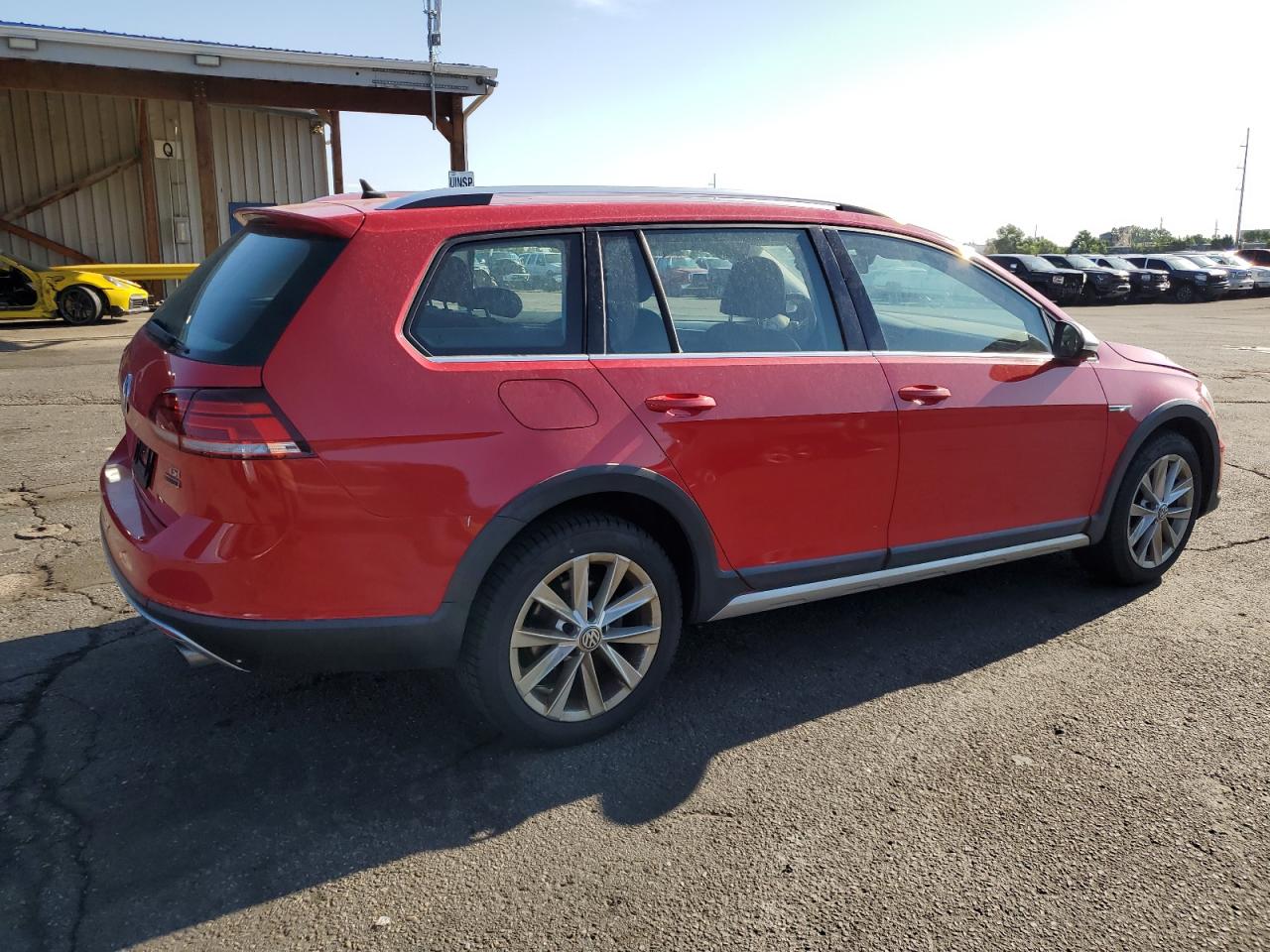 VOLKSWAGEN GOLF ALLTRACK S