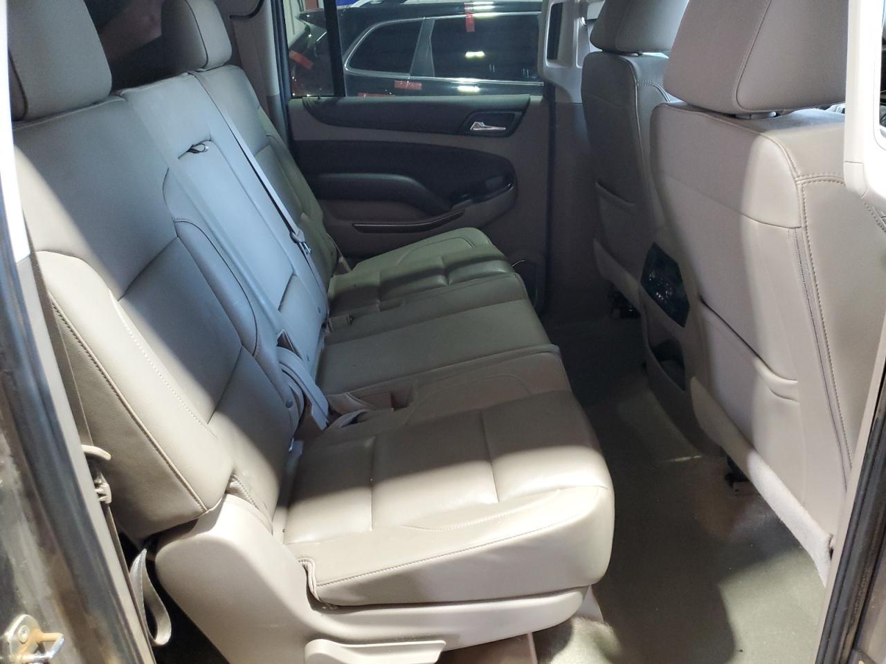 CHEVROLET SUBURBAN K1500 LT