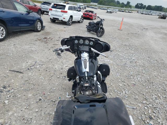 2019 HARLEY-DAVIDSON FLHX - 1HD1KBC11KB647673