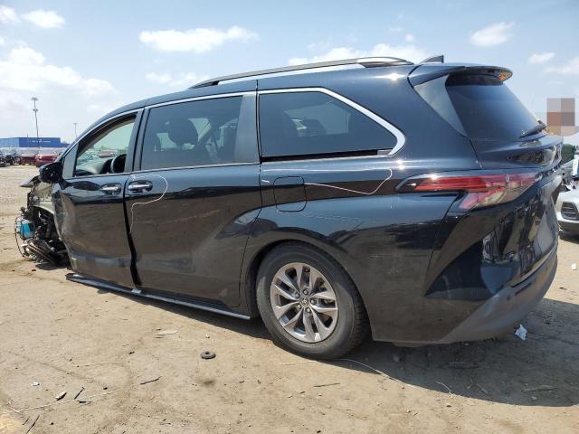 2021 TOYOTA SIENNA XLE 5TDYRKEC5MS002689