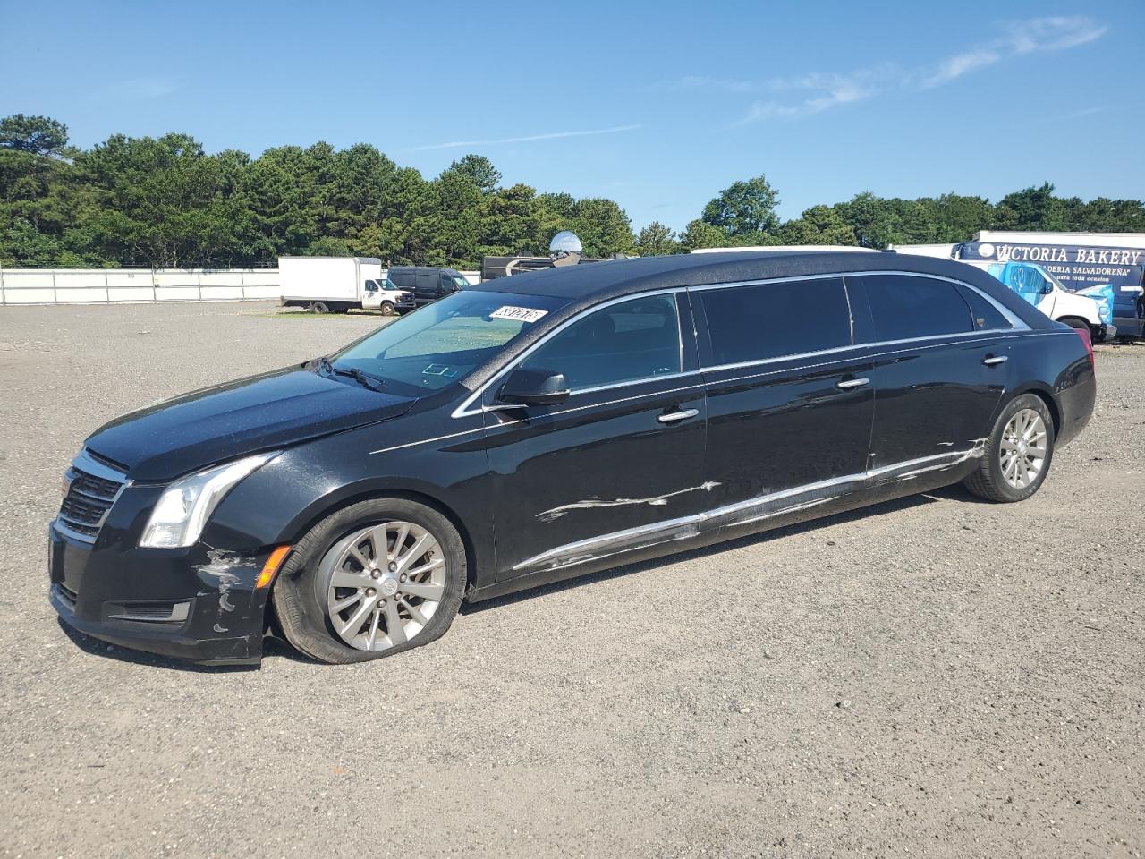 CADILLAC XTS LIMOUSINE
