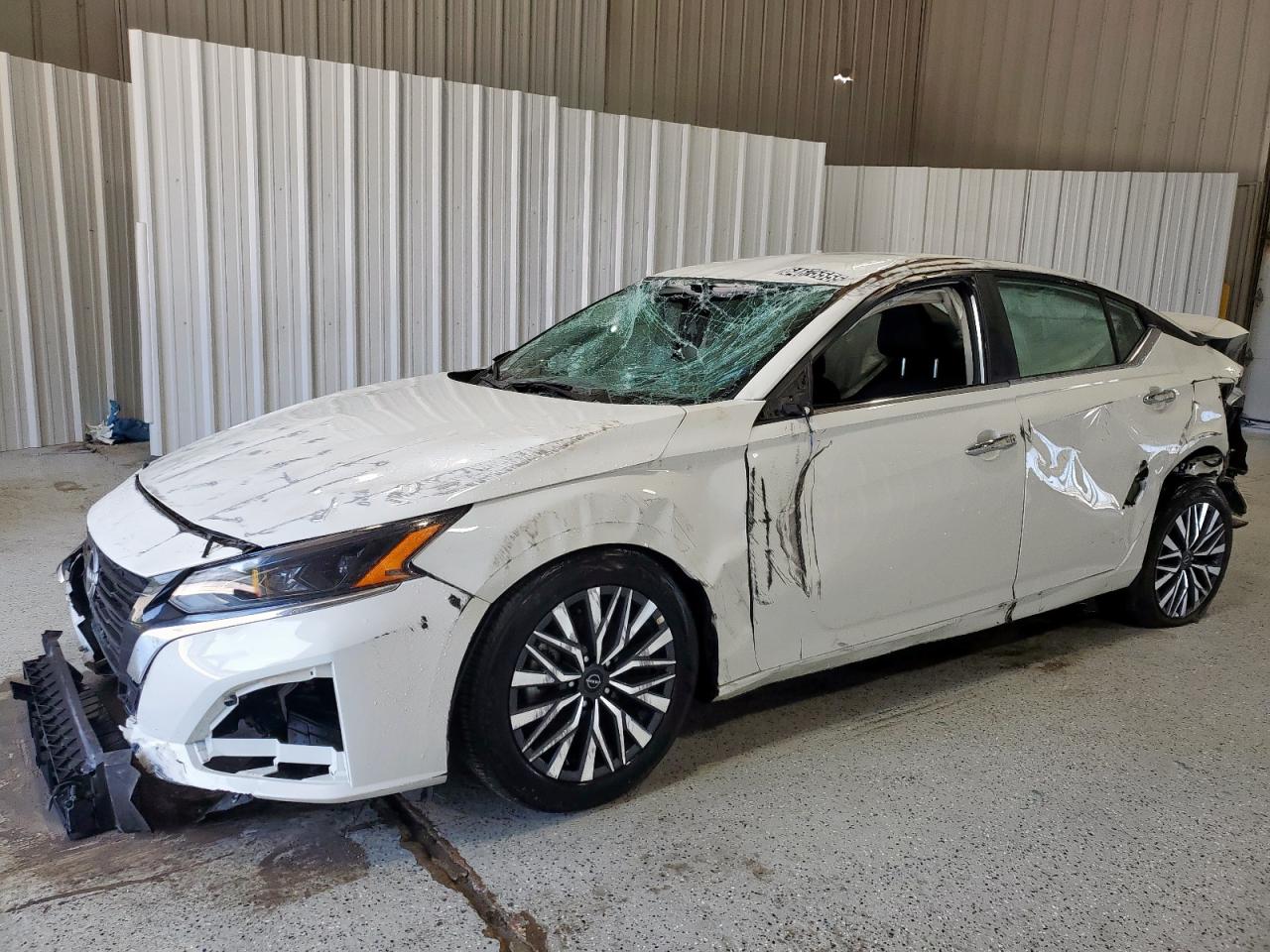 NISSAN ALTIMA SV