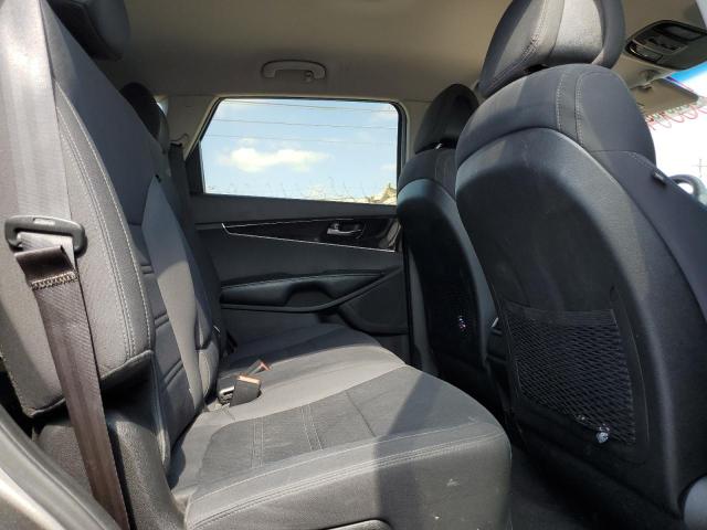 2016 KIA SORENTO LX 5XYPG4A38GG019376