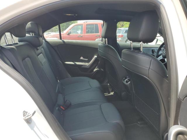 2019 MERCEDES-BENZ A 220 4MAT WDD3G4FB3KW019267