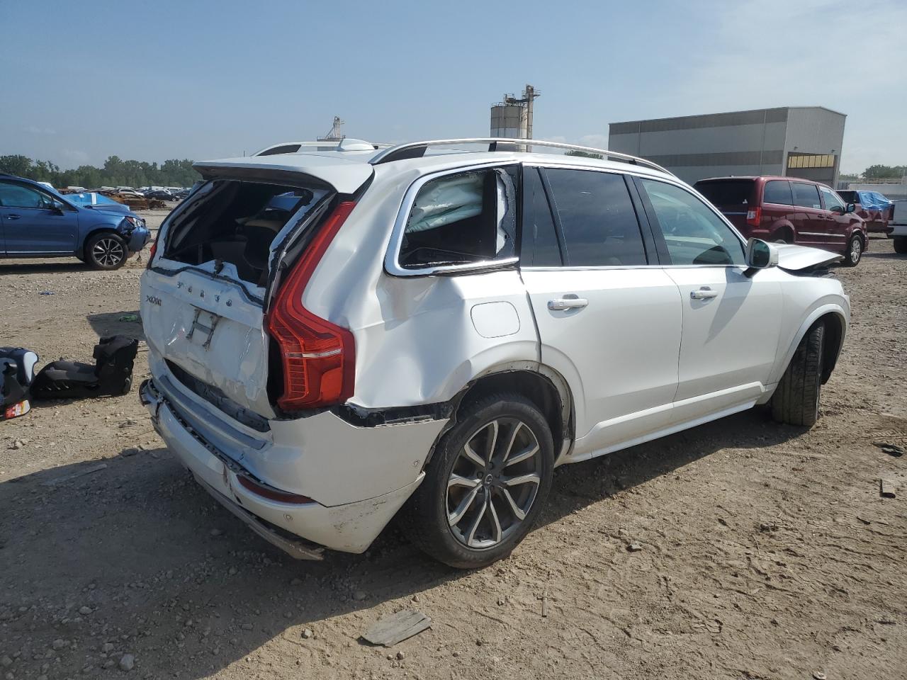 VOLVO XC90 T6