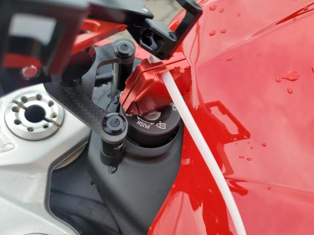 2025 DUCATI PANIGALE V - ZDMHAU8T4SB000861