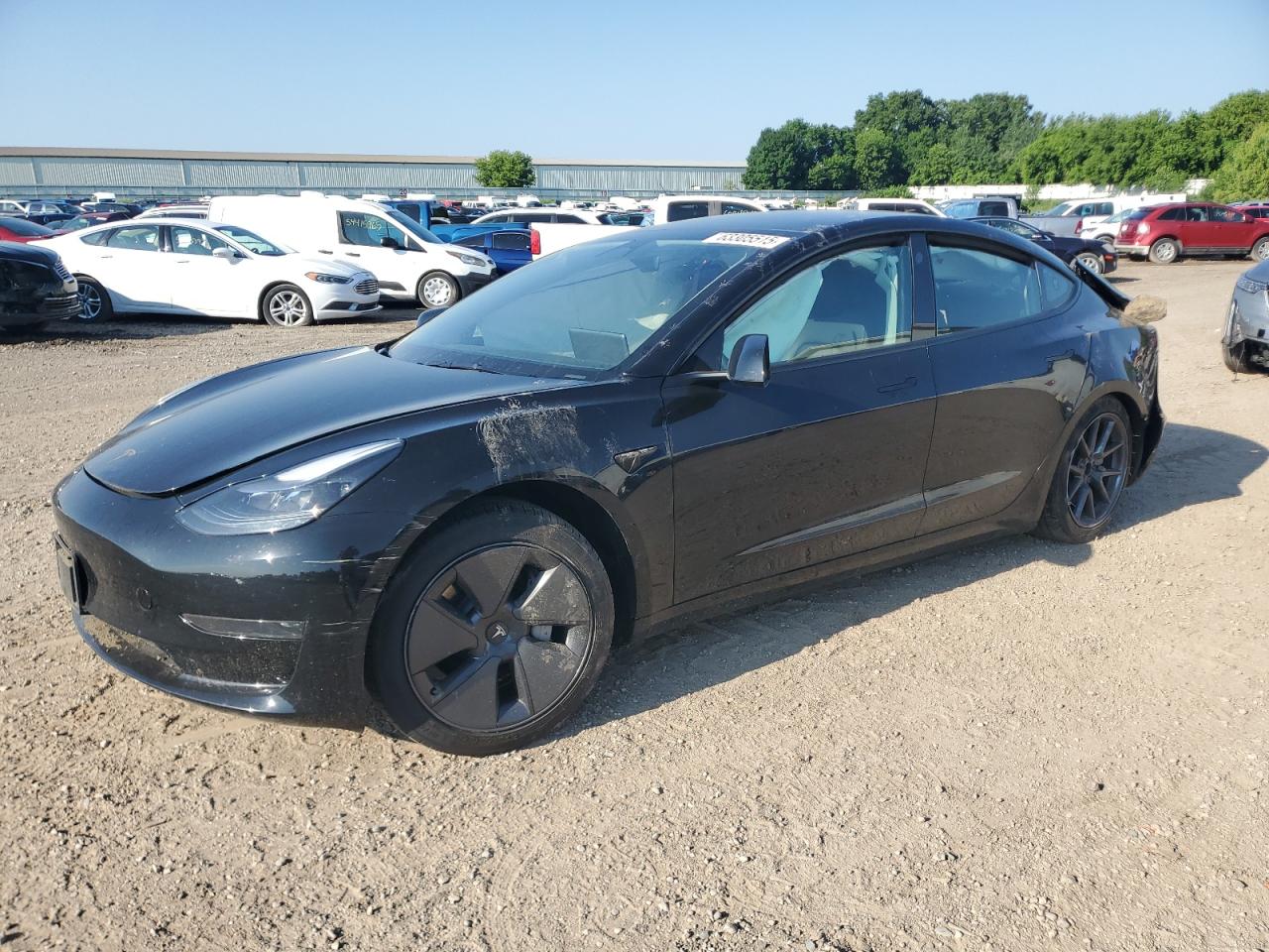 TESLA MODEL 3